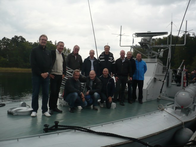 Glada miner efter närkontakt med både historiska och nutida marina styrkor